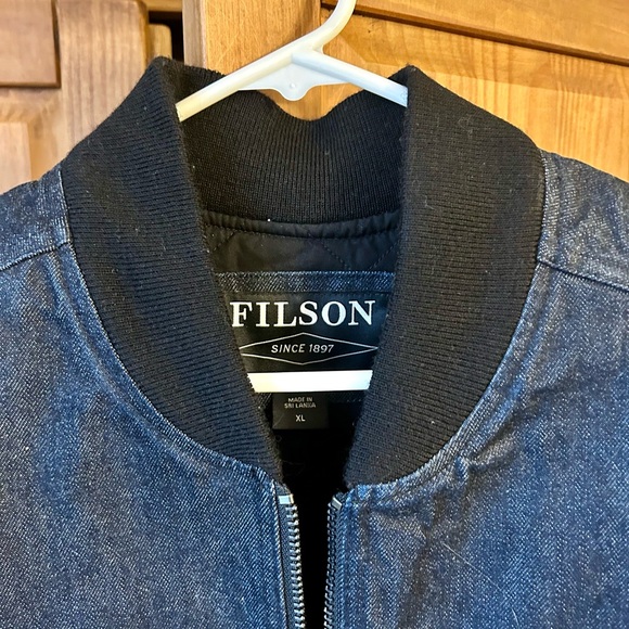 Filson Denim Insulated Work Vest - Picture 5 of 13